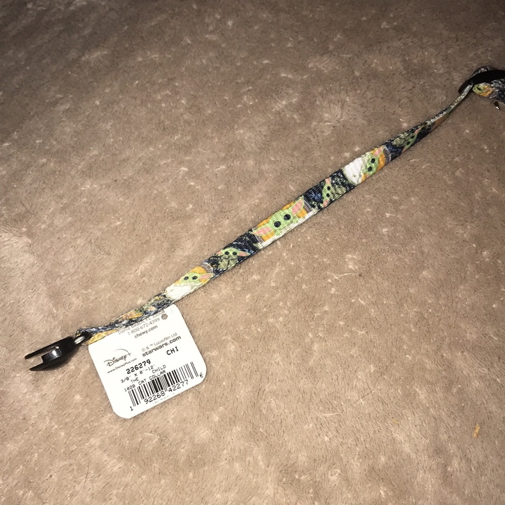 Disney Star Wars Mandalorian The Child Cat breakaway collar New - Picture 3 of 4